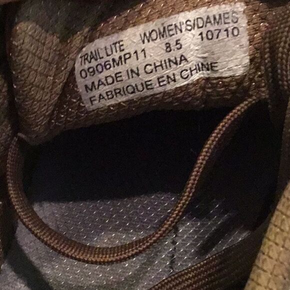 Hiking Sneakers Womens’s - Picture 3 of 4